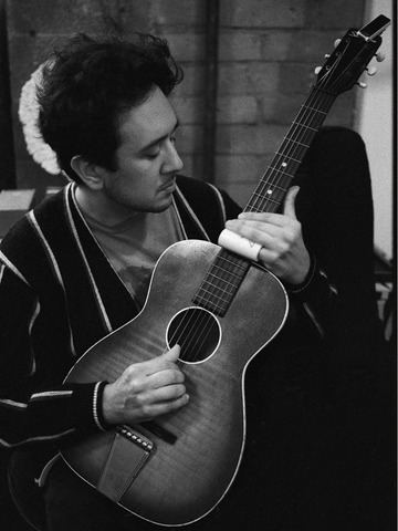 Sunday, August 16: Live Music with George Krikes