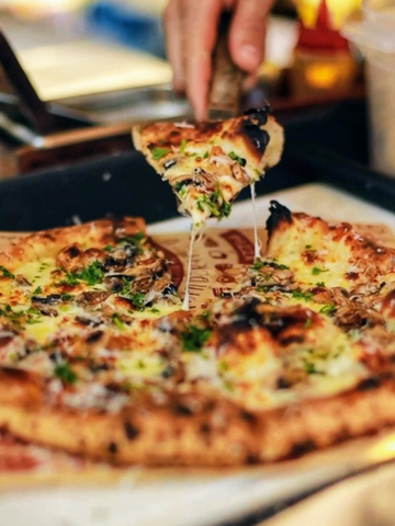 Saturday, August 22: Pizza Pop Up with Woodstock Farina